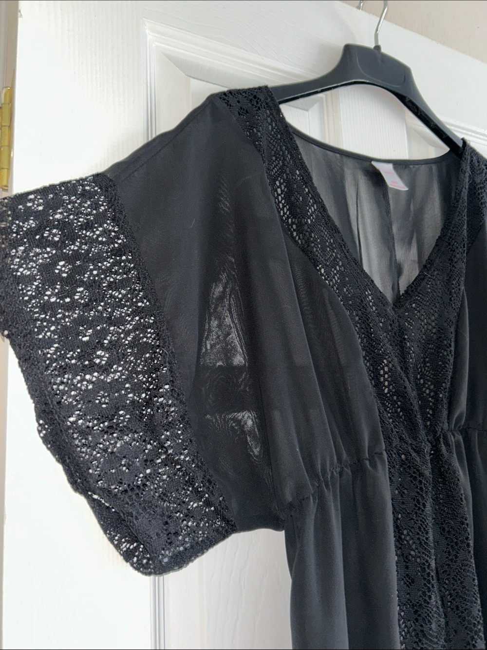 Xhilaration Black Sheer Lace V-Neck Cover-Up Medium - Picture 5 of 8